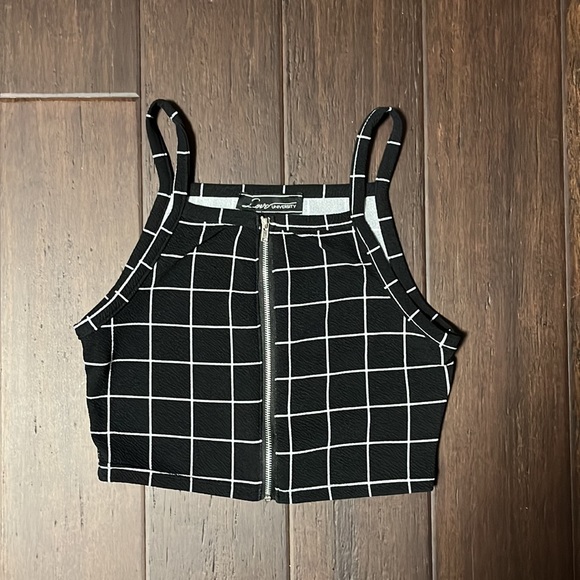 box (crisscross) patterned set - pants and tank top - Picture 2 of 3